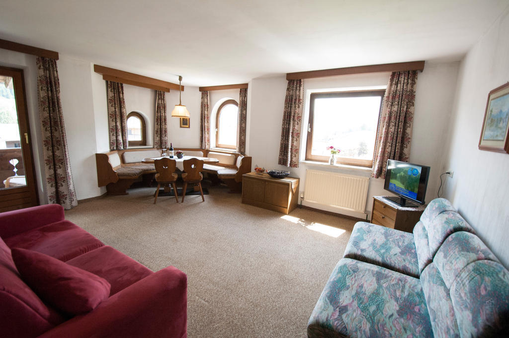 Haus Panorama Apartment Lermoos Room photo